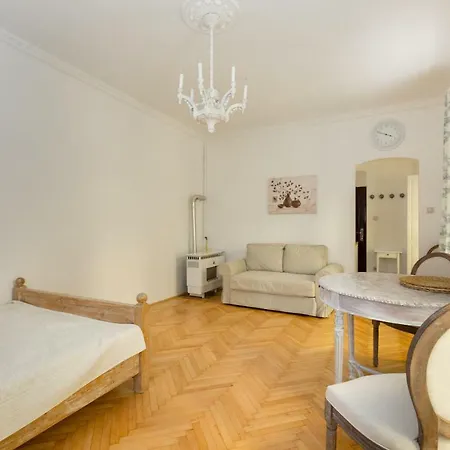 Vintage Style Apartman *